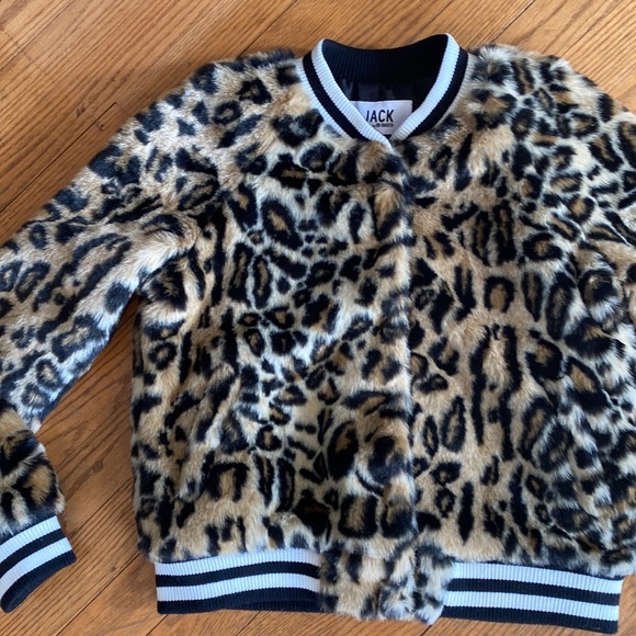 Faux fur leopard bomber jacket - Picture 2 of 6